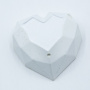 Шкатулка из бетона Сердце белая